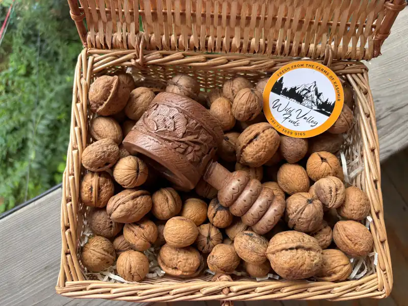 Kashmiri Walnut Basket