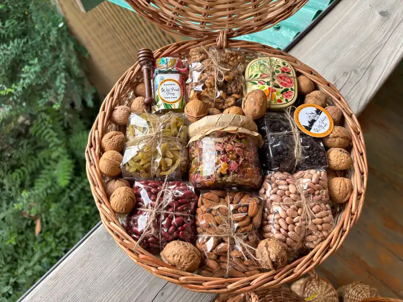 Fresh Farm Gift Basket (4kgs)