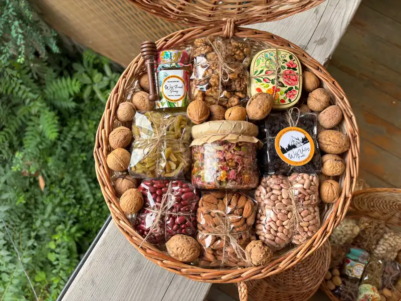 Fresh Farm Gift Basket (4kgs)