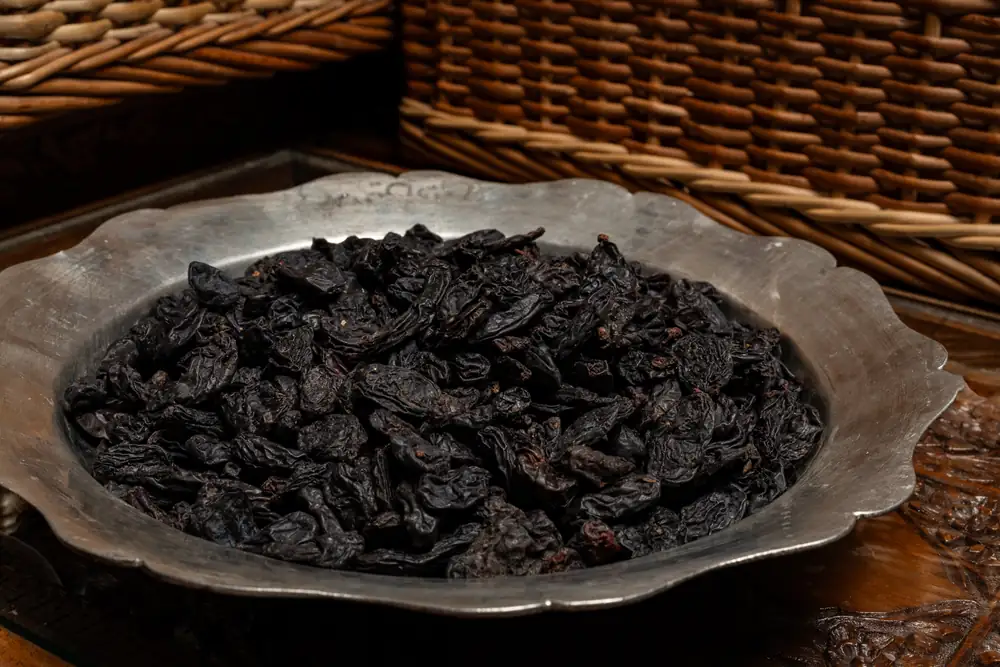 Afghani Black Raisins
